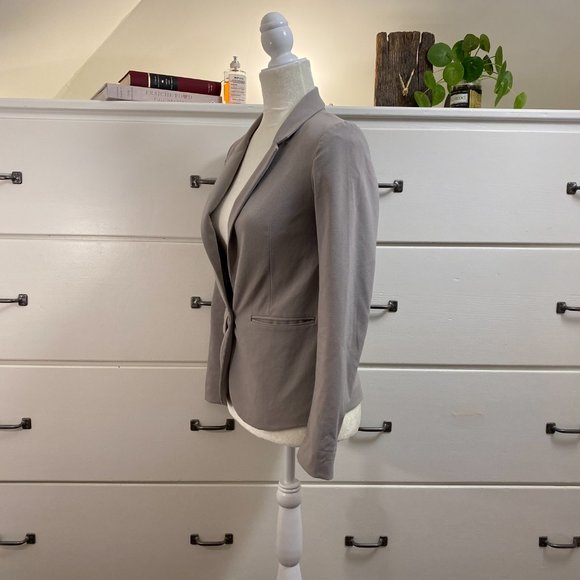 H & M One Button Blazer + Grey + Size 4 - Picture 2 of 7